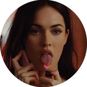 Meet your Posher, Tegan